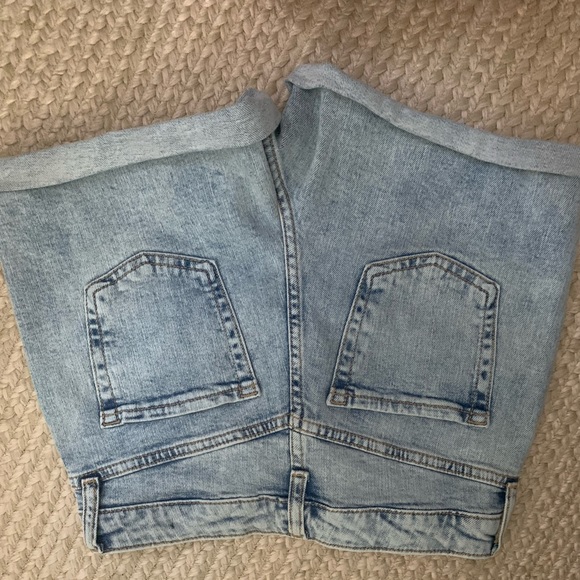 Wild fable mom Jean shorts - Picture 2 of 3